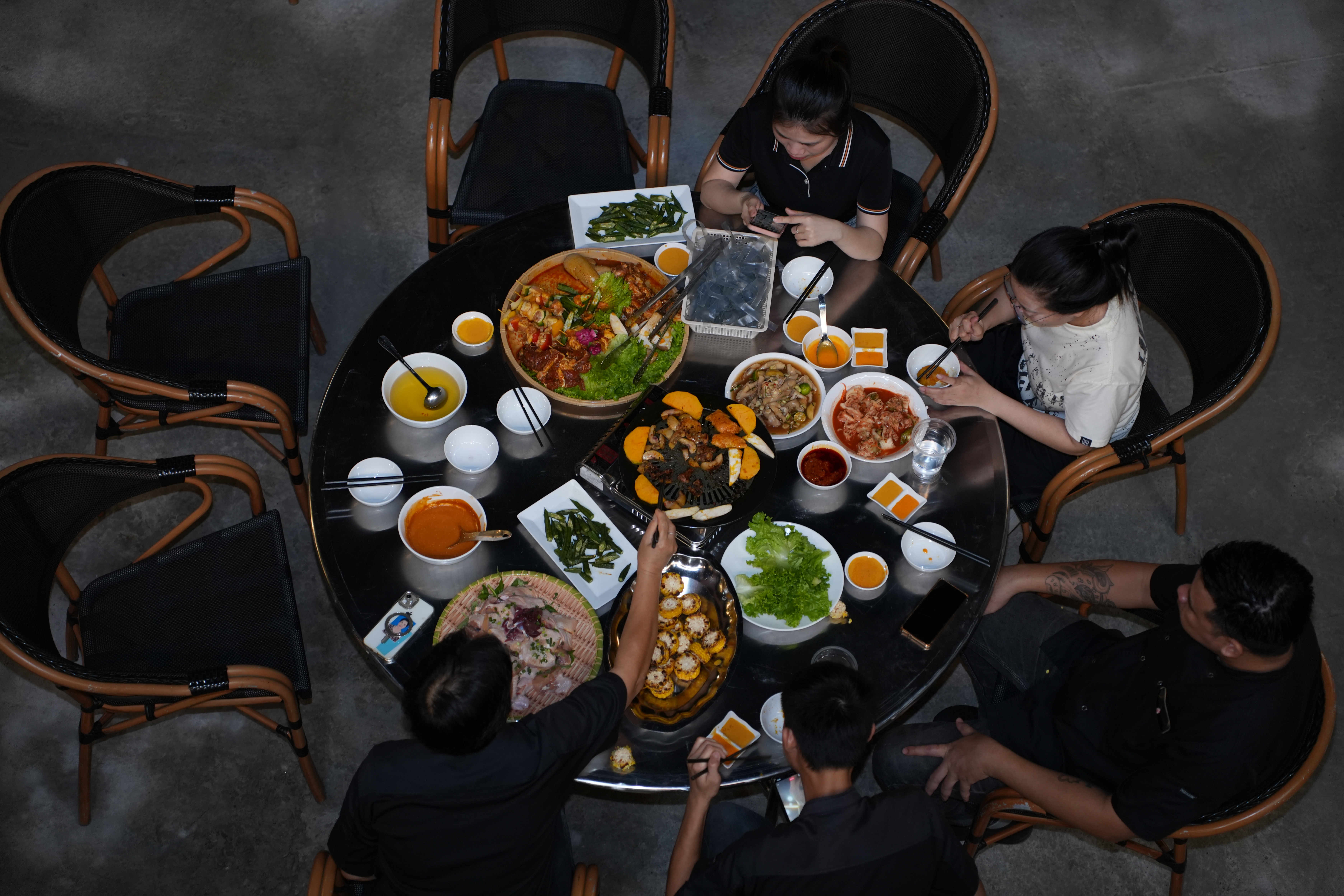 Thưởng Thức Ẩm Thực Tuyệt Hảo